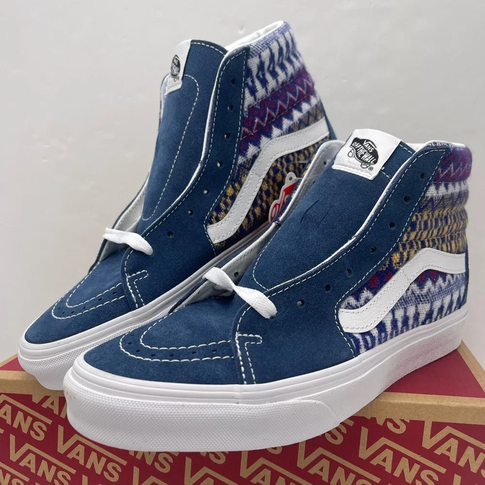 Vans WMNS Sk8-Hi
Fair Isle Biue/Multi Sneakers
VN0A705NBER - Picture 5 of 16